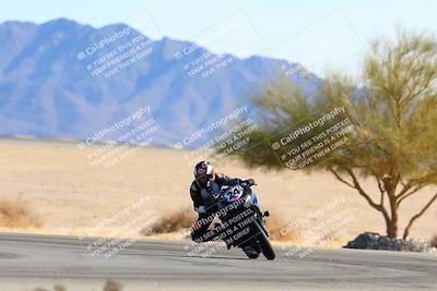 media/Jan-08-2022-SoCal Trackdays (Sat) [[1ec2777125]]/Turn 4 (1145am)/